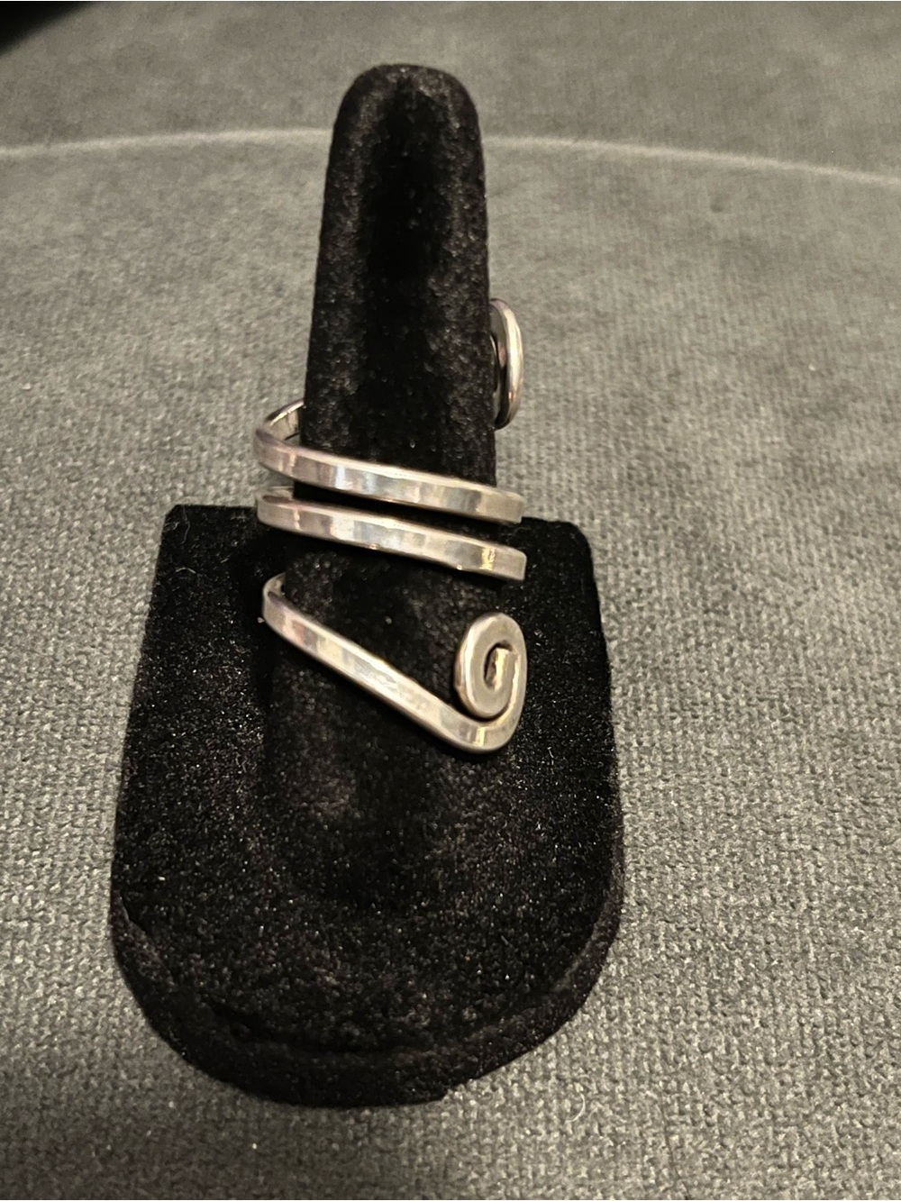 Taxco Mexico Sterling Silver Spiral Wrap Bypass Ring - Silver - Picture 4 of 7